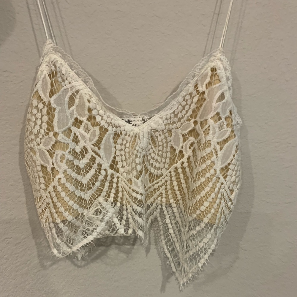 Signature8 Lace Crop Top with side zipper Offwhite with tan front underlining